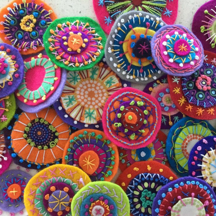 FLOWER POWER PATTERN - GAI TAYLOR – Bear Essence